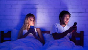 Read more about the article What is Emotional Cheating: The Hidden Hurt in Relationships