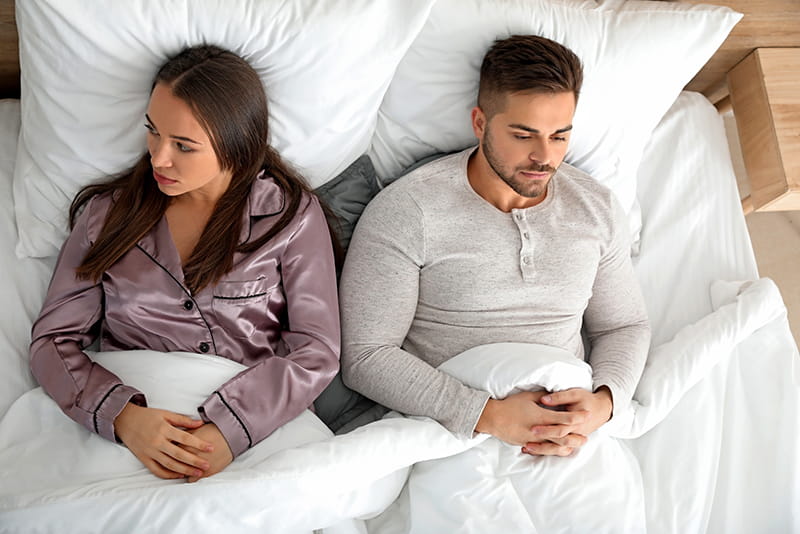 Clear Signs You are Dating the Wrong Person